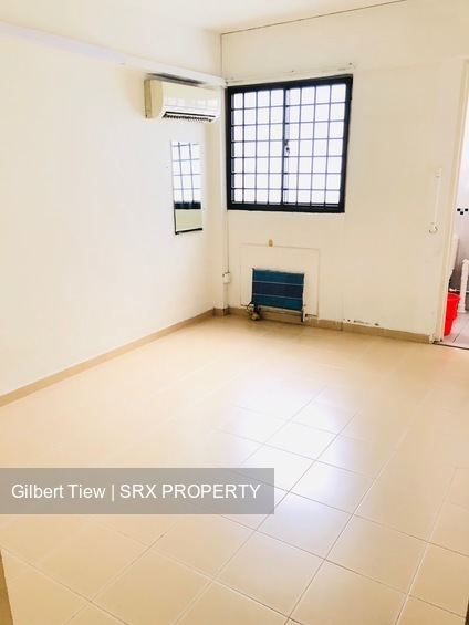 Yishun Street 72 thumbnail photo